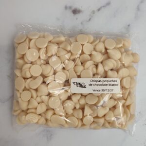 Chispas pequeñas de chocolate blanco. 4 onzas